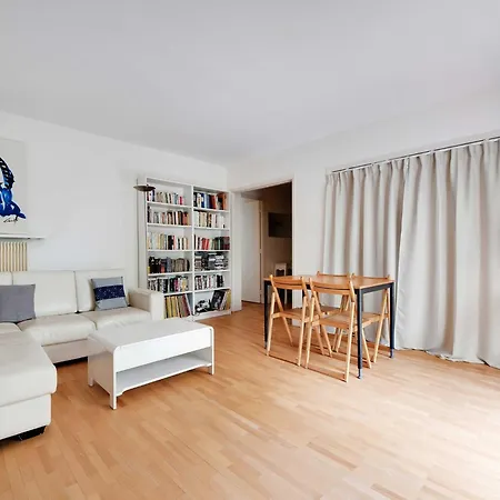 Cosy With Balcony- 3br 5p- Tour-eiffel アパート
