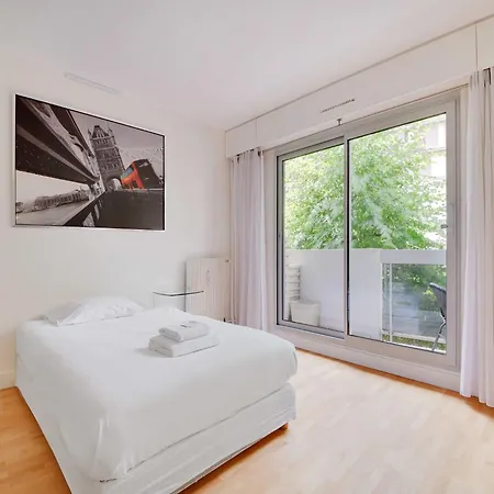 Cosy With Balcony- 3br 5p- Tour-eiffel アパート パリ