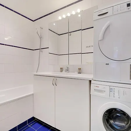 Cosy With Balcony- 3br 5p- Tour-eiffel * パリ