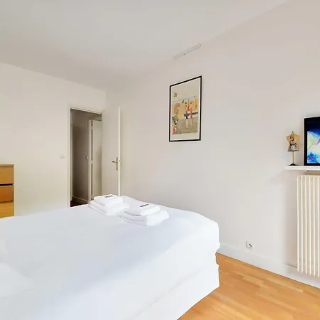 Cosy With Balcony- 3br 5p- Tour-eiffel *